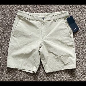 Lululemon Commission Short classic 9” 32